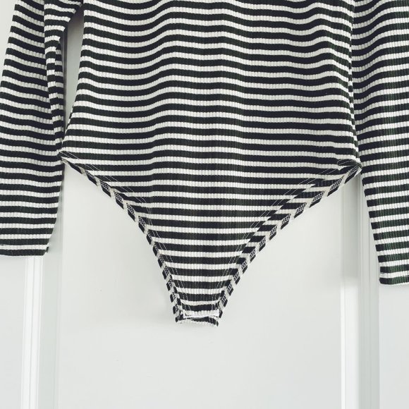 Jackson Rowe Green White Striped Penny Bodysuit, Rib Knit Soft Body Suit Top (M) - Picture 6 of 12